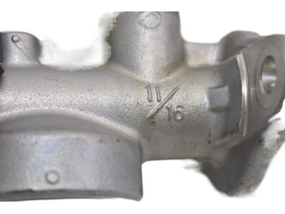 Subaru 37230VA000 Clutch Master Cylinder